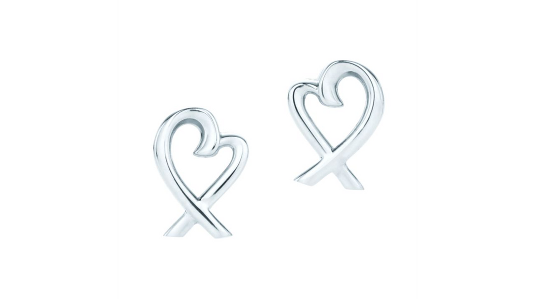 Cercei inimă din platină, rafinați și eleganți. Perfect pentru un stil premium, oferiți cu livrare rapidă și retur gratuit.