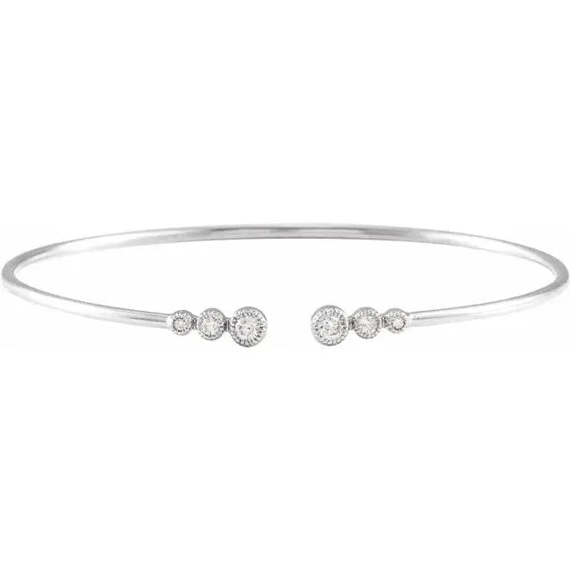 Brățară elegantă de aur 4mm cu diamante naturale 0.25 ct, design versatil, ideală pentru femei, cadou premium cu strălucire subtilă.