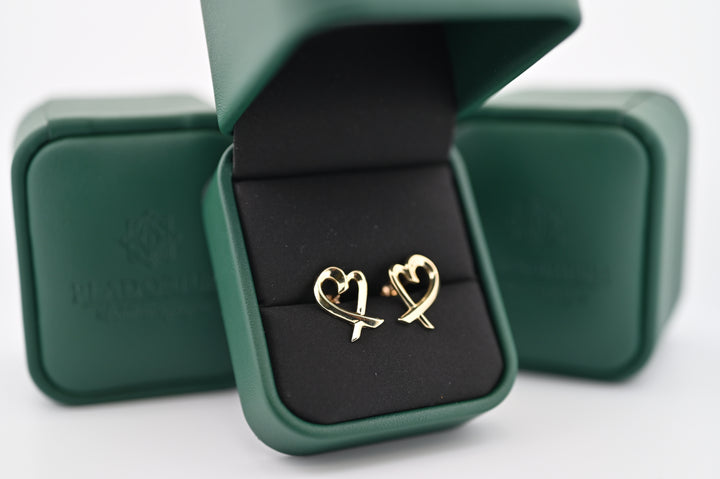 Cercei aur Eros, eleganți și sofisticati, inspirați de zeul iubirii, într-o cutie verde, ideal cadou pentru femei.